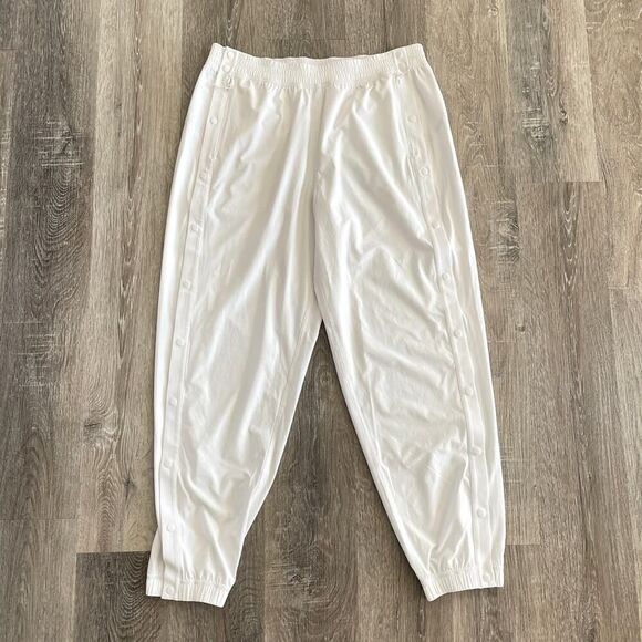 Lululemon Tear-Away Mid-Rise Track Pant Light Vapor - Size: 10 - Picture 2 of 11
